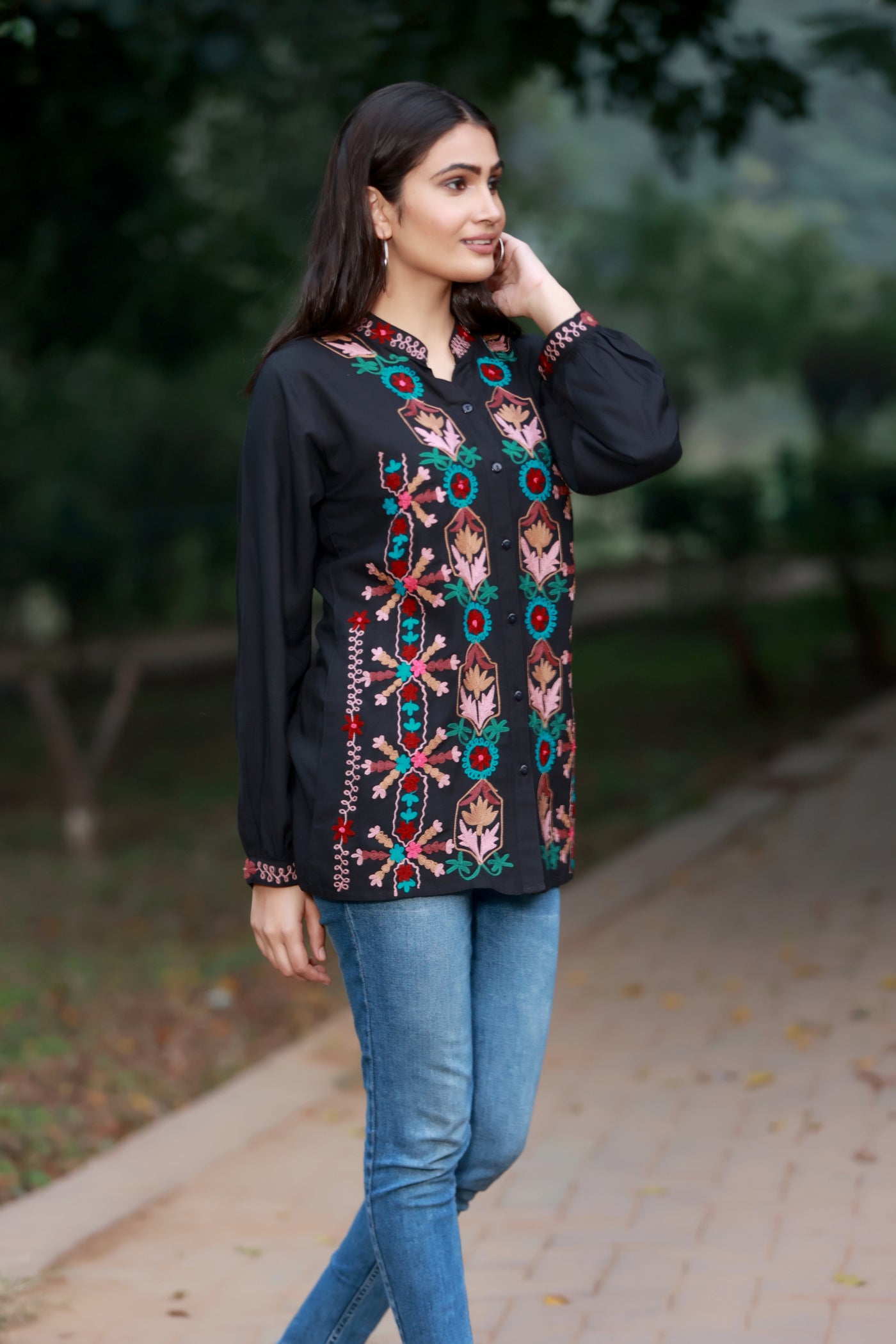 Slay In Black Traditional Yet Classy Tunic