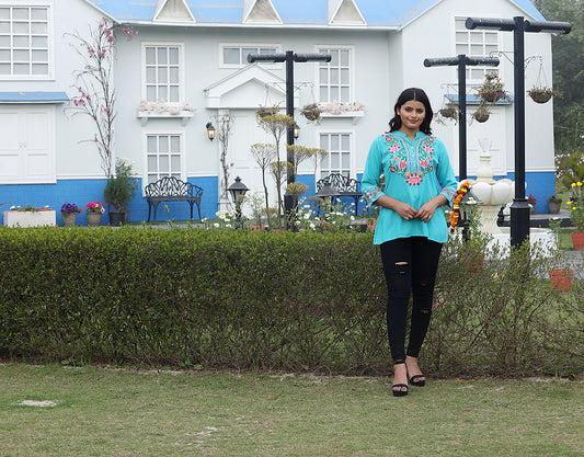 Look Classy in Aqua Tunic