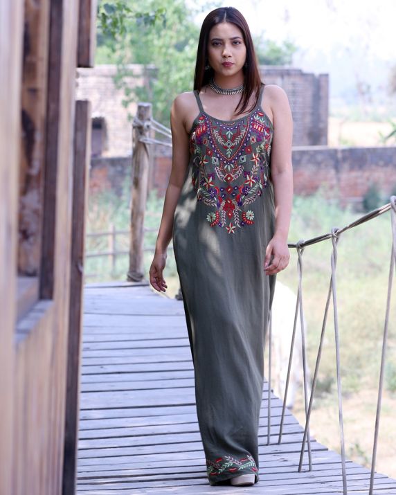 ALEXIS EMBROIDERED MAXI DRESS 