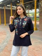 NOSTRA EMBROIDERED TOP